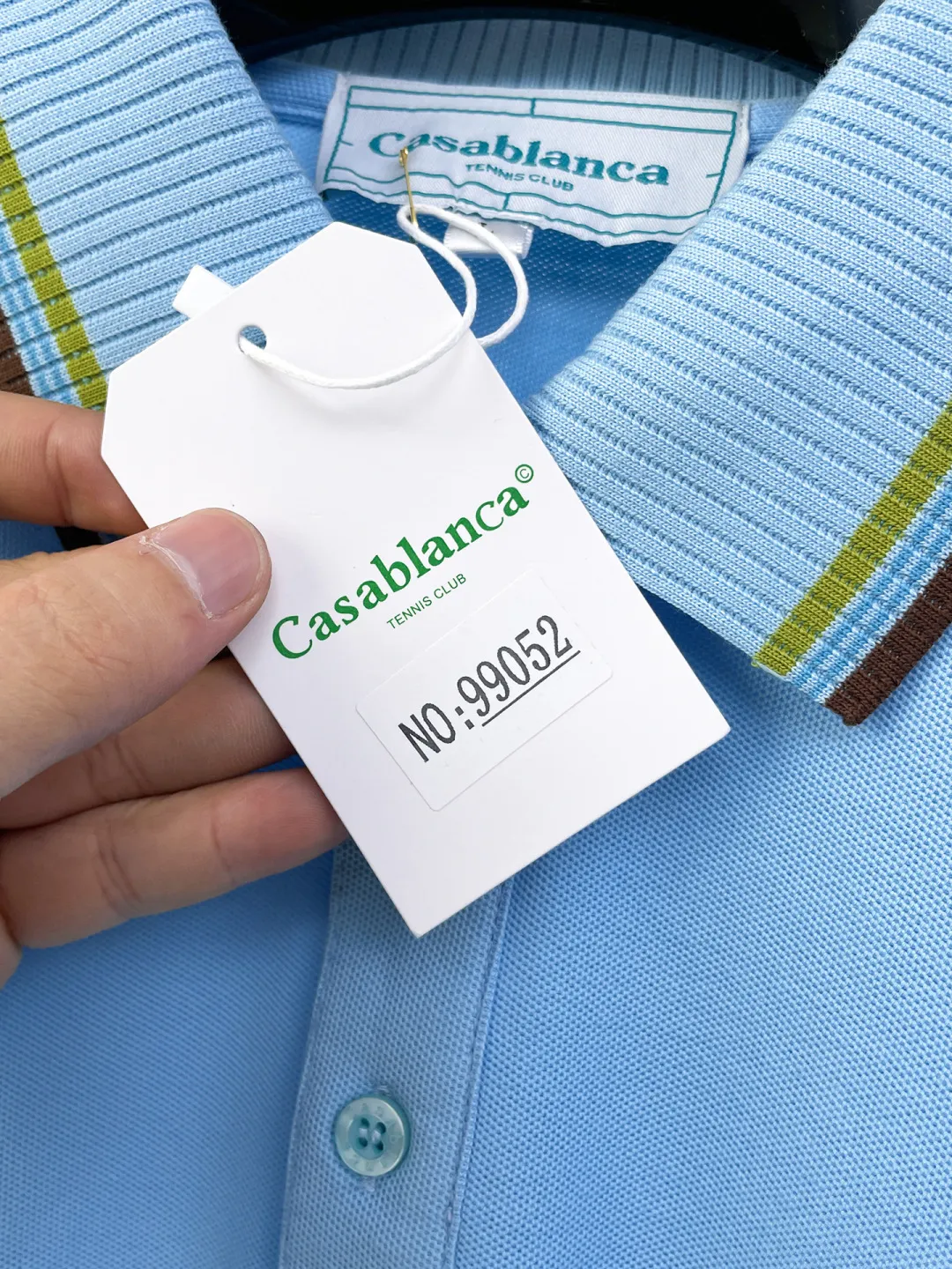 Casablanca New Arrival long-sleeved Polo shirt, original fabric, official Same Style, made of pure cotton pique fabric, custom-made in the same vat, feels very comfortable and smooth, very wide and stylish, produced by a first-line brand Factory, imported Behringer embroidery machine, embroidery is full and textured, collar and collar ribs are woven with imported yarn, will not deform after long-term wear, the most New Arrival style in autumn and winter, fashionable and individual, super Versatile and good-looking Very suitable for both men and women. A must-have item for everyone. Size: M-XXXL